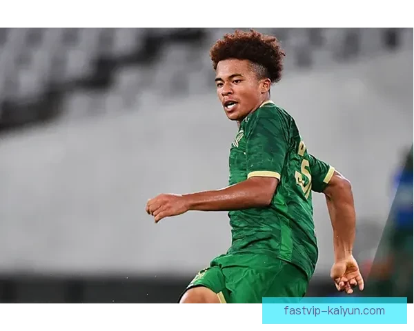 孙兴慜展现惊人无球跑动效率，助力球队攻防转换更流畅，状态回暖。